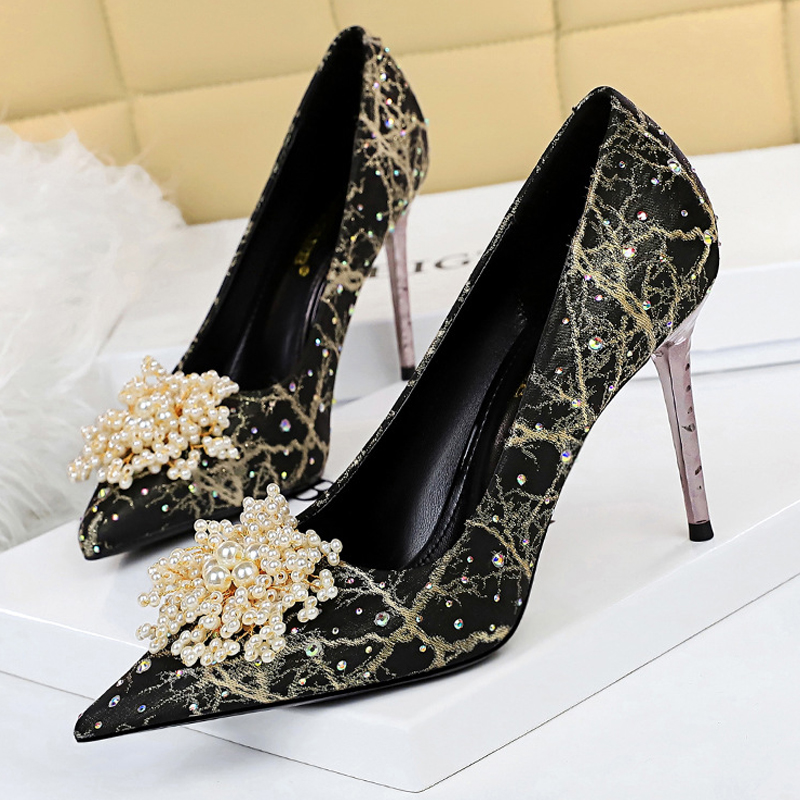 Shoe Tree - BIGTREE Schuhe Perle Blumen Frau Pumpen